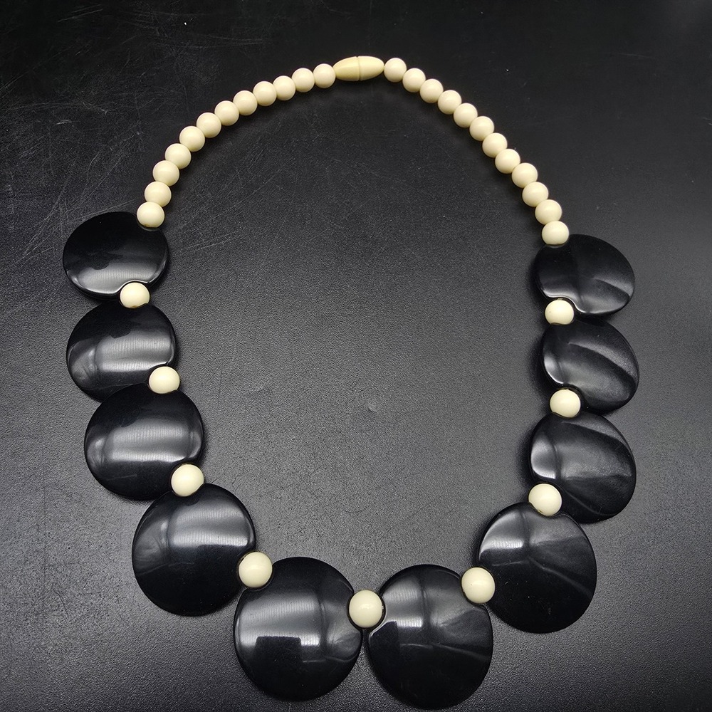 Avon 1987 Colorworks Necklace Black Round Cream Beaded Vintage Jewelry